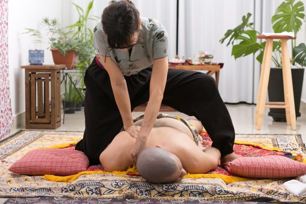 Terapia Yoga Massagem Ayurvédica